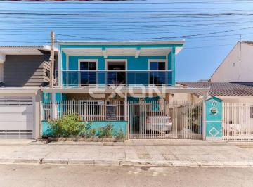 Casa · 210m² · 4 Quartos · 1 Vaga · Duas Casas no Umbará Mesmo Terreno com 210M² – Ideal para Renda!