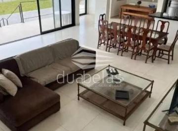 Casa · 300m² · 4 Quartos · 4 Vagas · Linda Casa à Venda – Condomínio Colinas do Parahyba em São José dos Campos
