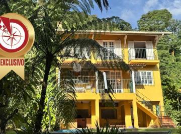 245278.jpg · Casa em condomínio à venda com 4 quartos sendo 2 suítes, 300 m² no Comary Teresópolis/RJ.