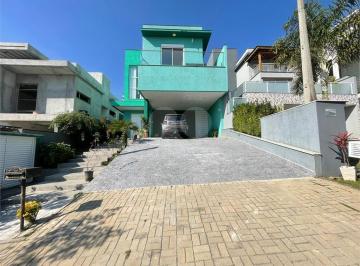 Casa · 196m² · 1 Quarto · 4 Vagas · Condomínio com 1 quartos à venda em Residencial colinas do aruã - SP