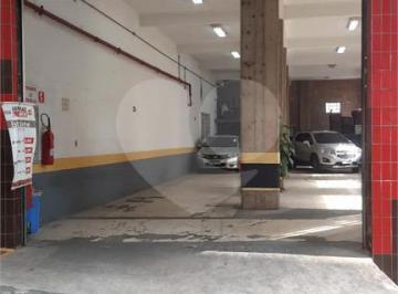 Área de Serviço · Salão Comercial à venda em Centro - SP