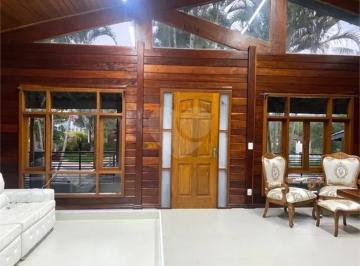 Área de Serviço · Condomínio com 3 quartos à venda em Parque Residencial Itapeti - SP