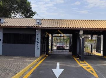 Terreno · 200m² · Terreno á venda medindo 200 m² plano no Condominio Villgio Clotide Brossi.
