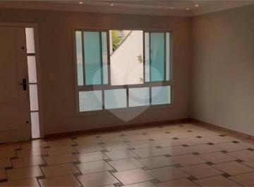 Casa · 325m² · 3 Quartos · 6 Vagas · Sobrado com 3 quartos à venda em Cerâmica - SP