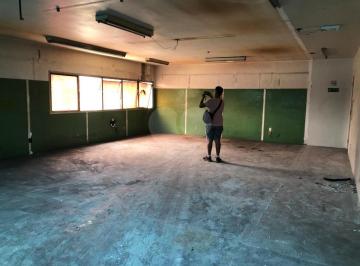 Comercial · 289m² · 4 Vagas · Salão Comercial à venda em Jardim - SP