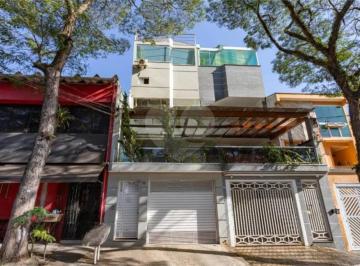 Casa · 364m² · 3 Quartos · 4 Vagas · Sobrado com 3 quartos à venda em Centro - SP