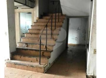 Área de Serviço · Salas à venda em Santo amaro - SP