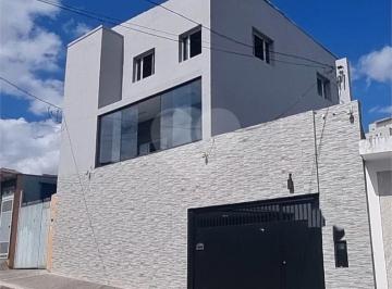 Casa · 183m² · 2 Quartos · 3 Vagas · Sobrado com 2 quartos à venda em Piqueri - SP