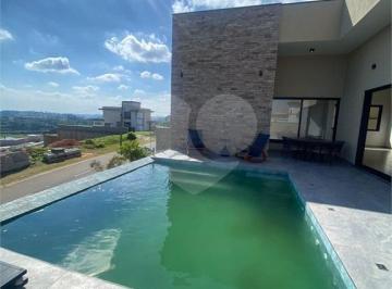 Área de Serviço · Condomínio com 4 quartos à venda em Monte Alegre - SP