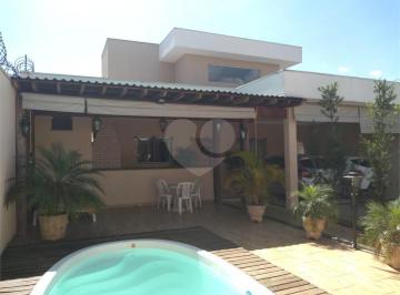 Área de Serviço · Casa térrea com 3 quartos à venda em Jardim Santa Elisa - SP