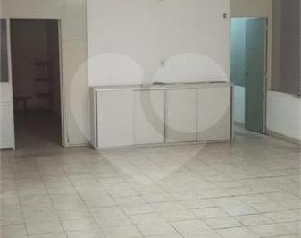 Área de Serviço · Salão Comercial à venda em Lapa - SP