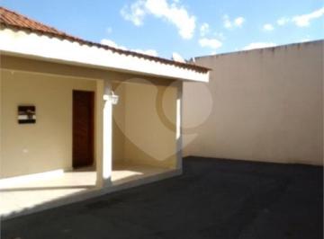 Área de Serviço · Casa térrea com 3 quartos à venda em Horto florestal - SP