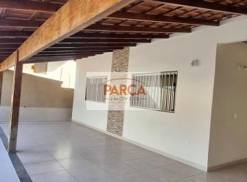 Casa · 290m² · 5 Quartos · 3 Vagas · Casa à Venda em Laranjeiras - 5 Dormitórios e 290m²