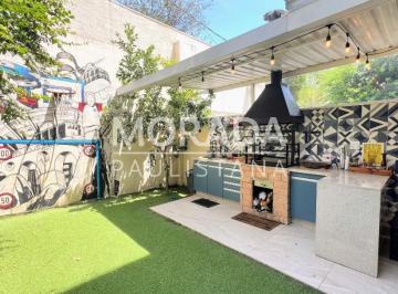 1 · Casa de condomínio com 249 m², 3 quartos sendo 1 suíte à venda no bairro Vila Romana.