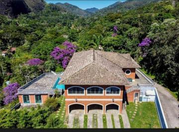 202502281917499220.jpg · Casa para Venda em Petrópolis, Fazenda Inglesa, 4 dormitórios, 3 suítes, 4 banheiros, 5 vagas