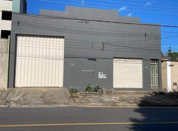 Comercial · 212m² · Galpão com excelente localização