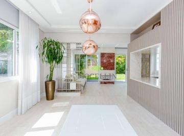 3c4471c846f03e6584fb8a674187e925b4d5335a · Casa com 4 dormitórios para alugar, 372 m² por R$ 24.840,31/mês - São Lourenço - Curitiba/PR