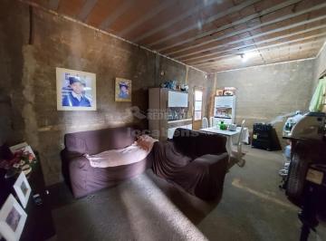 Casa · 200m² · 2 Quartos · 2 Vagas · Conjunto Habitacional Caic - Casa Venda