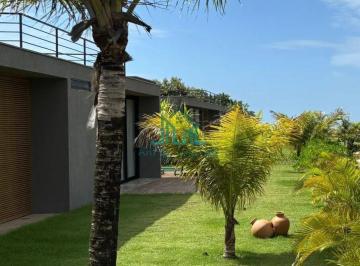 Casa · 350m² · 4 Quartos · 2 Vagas · Casa de Alto Padrão com 350m² com 4 suítes, Piscina, no Condomínio na Rota dos Milagres dos Milagres