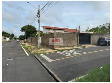 56711983ef8354870db140a5bf19f80e.jpg · Casa com 3 suites, escritório, 2 sala de estar, sala de jantar
