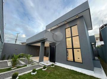 Área de Serviço · Casa Térrea de Alto Padrão à Venda no Residencial Veneza