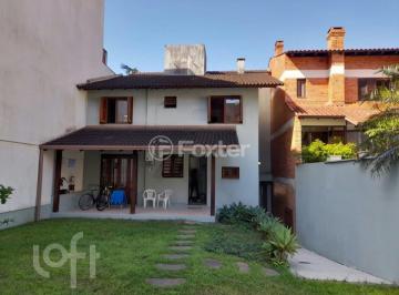 cf0fa1e7 · Casa, 5 dormitórios, 225.1 m², em Teresópolis