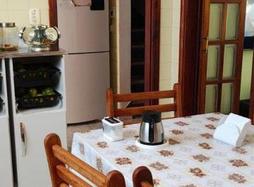 Casa · 150m² · 4 Quartos · Casa à venda - em Baeta Neves