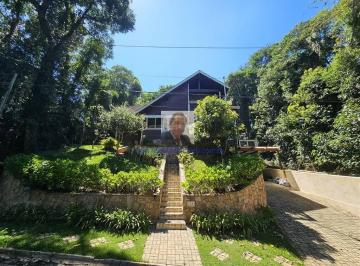 Casa · 253m² · 3 Quartos · 4 Vagas · Vende-se Casa de Madeira, LINDA - 3dorm/1suite, Área Gourmet, Cond. VILA VE
