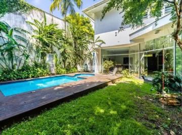 Casa · 480m² · 4 Quartos · 4 Vagas · Oportunidade.