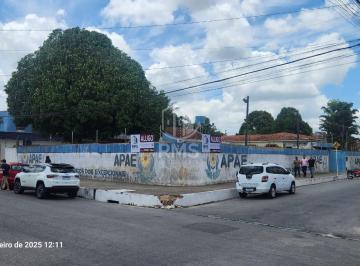 Apartamento · 600m² · 4 Quartos · 8 Vagas · Alugo casa comercial no bairro São Luiz Arapiraca-AL