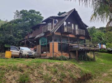 Casa · 5000m² · 7 Quartos · Casa em Sapucaí-Mirim Refúgio Natural com Vista Privilegiada