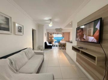 a27e244517446f73a4e7385e6df5091fd147864a · Apartamento reformado à venda na praia das Pitangueiras no Guarujá I Omega Imoveis