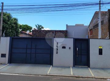 Área de Serviço · Casa com 3 quartos à venda em Jardim Paranapunga - MS