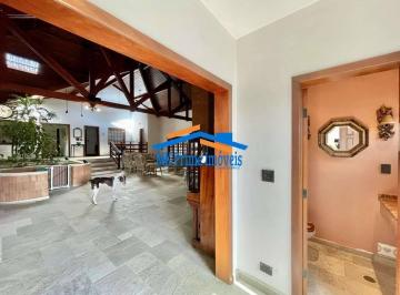 Casa · 923m² · 5 Quartos · 10 Vagas · Miolo da Granja , 5 suítes, linda! 2 piscinas, gourmet!