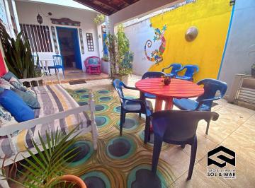 Casa · 250m² · 7 Quartos · OPORTUNIDADE PARA INVESTIMENTO! 07 DORMITÓRIOS À 50m DO MAR!
