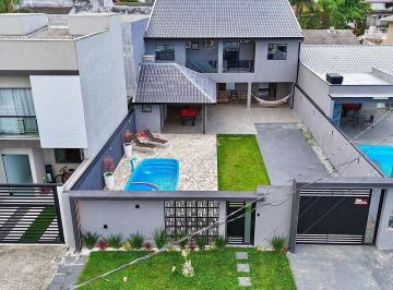 Casa · 208m² · 4 Quartos · 3 Vagas · Sobrado com 04 dormitórios sendo 01 suíte e 03 vag
