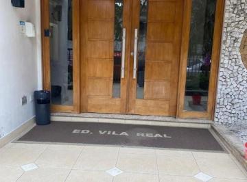 Foto 01 · Ótimo Apartamento em uma das melhores praias de São Vicente e próximo a Ilha Porchat. Espaçoso e ilu