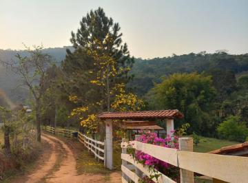 Rural de 3 quartos, São Thomé das Letras · Encantadora Casa de Campo em Sobradinho de Minas, São Thomé das Letras, MG 