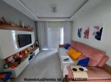 Casa de 2 quartos, Rio de Janeiro · Linda casa térrea 2 quartos terrenão com piscina e área gourmet Park Shopping