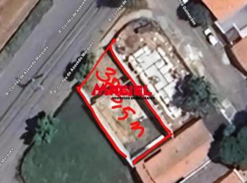 Terreno · 385m² · 4 Vagas · lote zoneamento misto, com galpão ja iniciado