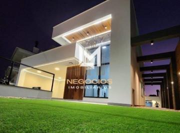 Casa · 202m² · 3 Quartos · 2 Vagas · Casa Alto Padrão Pedra Branca em Palhoça SC