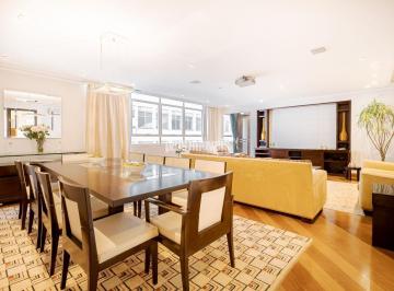 Apartamento · 200m² · 4 Quartos · 2 Vagas · Higienópolis! Reformado!