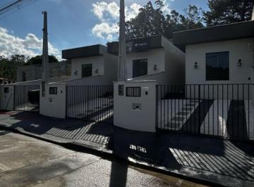 Foto 01 · Casa à Venda em Ribeirão Cavalo, Jaraguá do Sul-SC: 2 Quartos, 2 Salas, 1 Banheiro e 63,53m² de Área