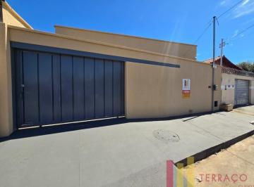 FACHADA · Casa, Centro, Uruaçu, GO