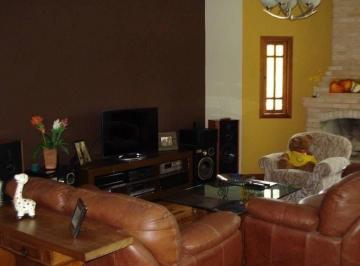 gwcg5qk2odqwytkxmtm3ytc4_md · Linda Casa à Venda no Condomínio Fazenda Imperial - Sorocaba/SP