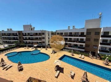 60a1fed4300884af6d26ebecc459ae2635e30256 · Apartamento 2 dormitórios sendo 1 suíte a 150metros do mar.