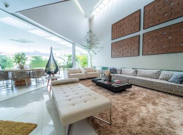 Casa de 4 quartos, Brasília · Casa no Jardim Botânico Solar de Brasília com 4 suítes