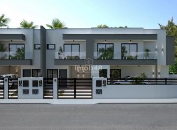 Casa · 98m² · 3 Quartos · 1 Vaga · Sobrado à Venda em Sertão do Maruim - 3 Dormitórios por R$620k