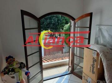 Casa · 250m² · 4 Quartos · 10 Vagas · Sobrado bem lozalizado Região de Arúja