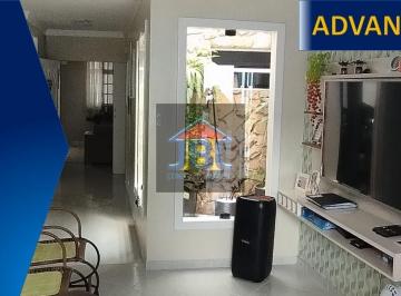 Casa · 240m² · 3 Quartos · 3 Vagas · Casa com 240m² e 3 quartos no bairro do Farol em - Maceió